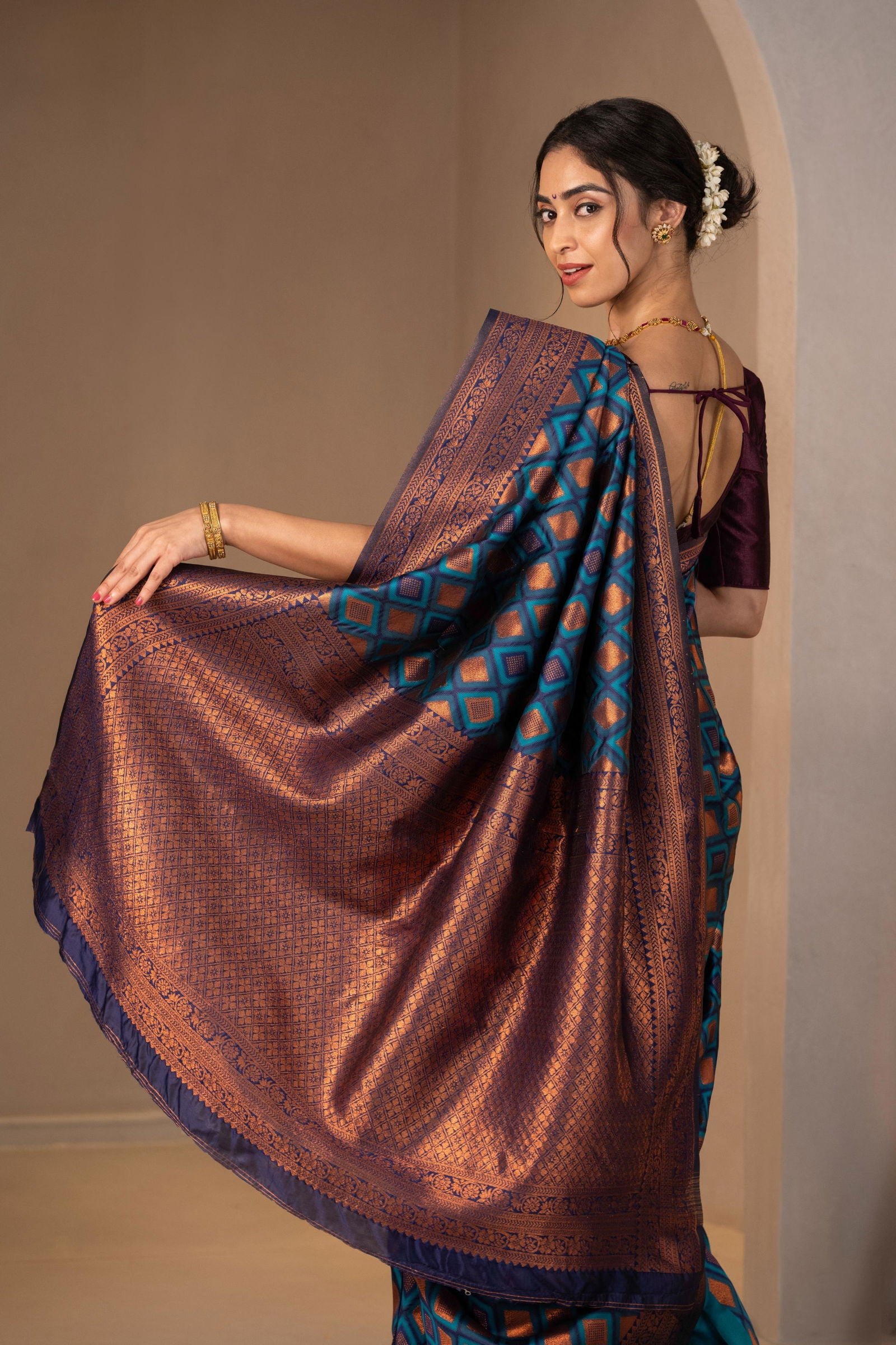 Shyamala Zari Silk Saree - Keya Studio